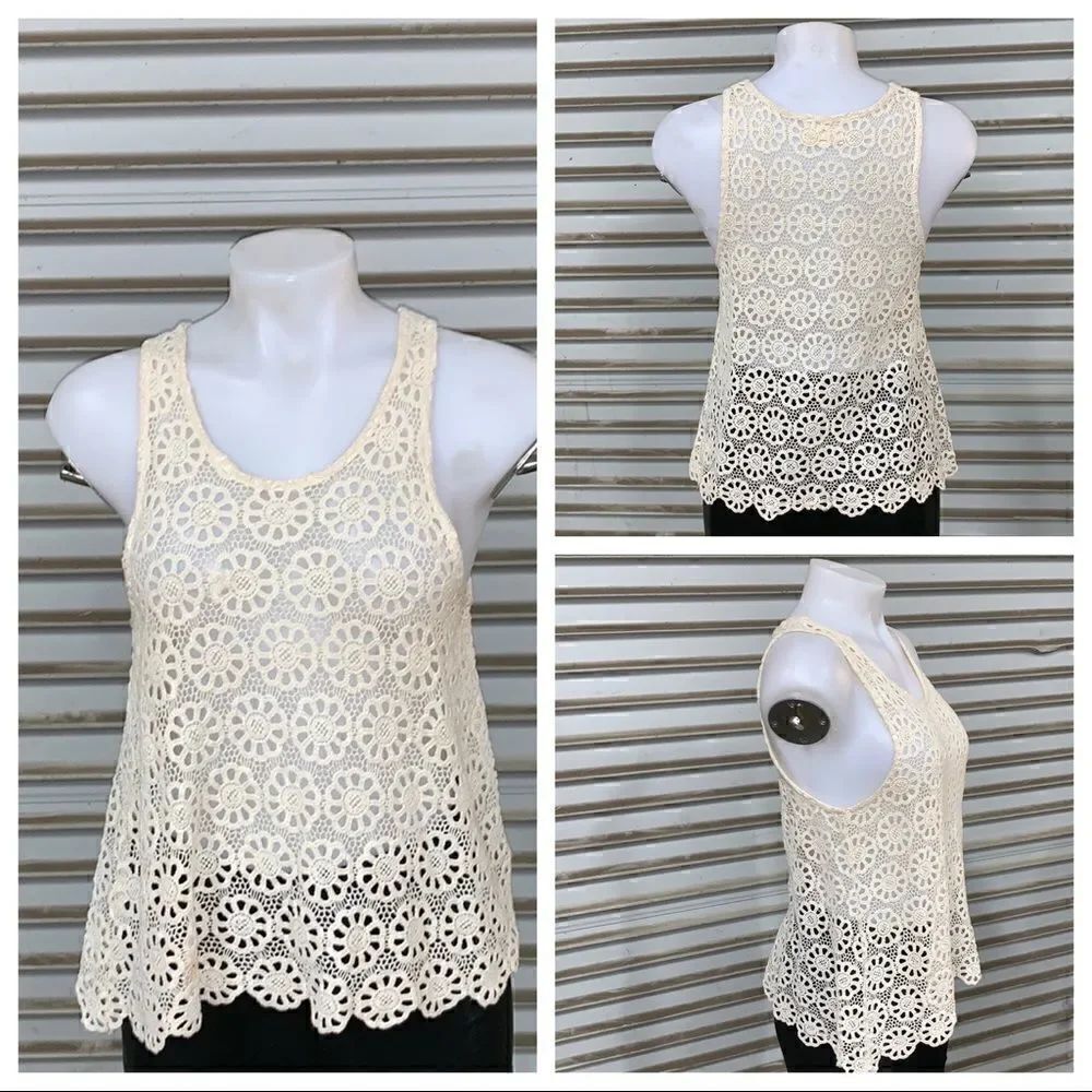 Anthropology Pins and Needles lace top cream